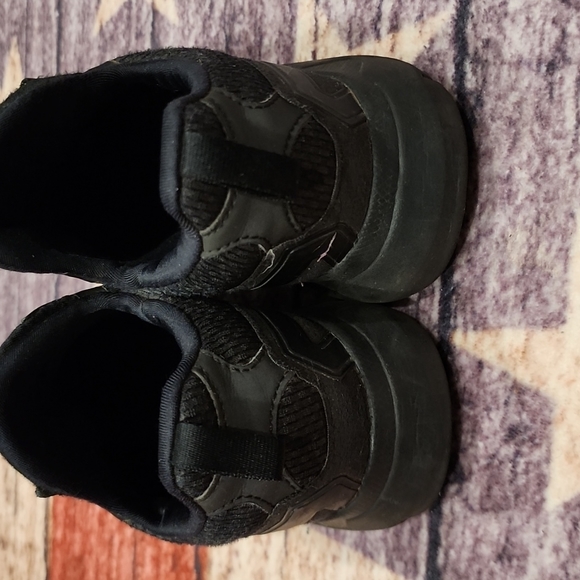 Used Adidas sneakers - Picture 6 of 8